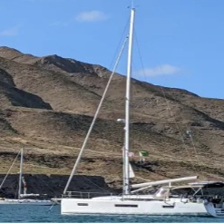 Island Summers anchored at Bahia Santa Maria
