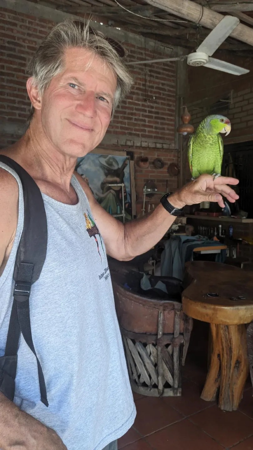 Parrot who lives at the Tenacatita Distillery